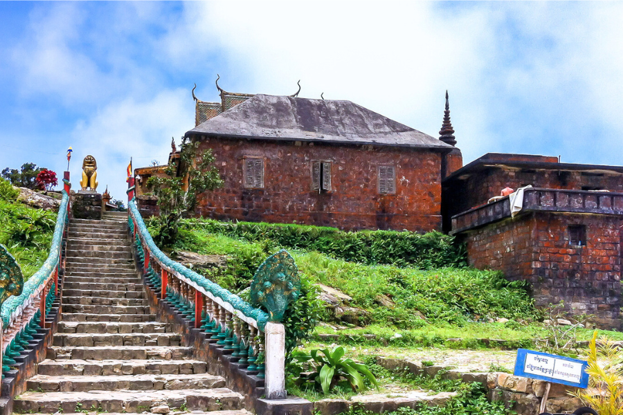 Visita della cultura di Cambogia in 15 giorni