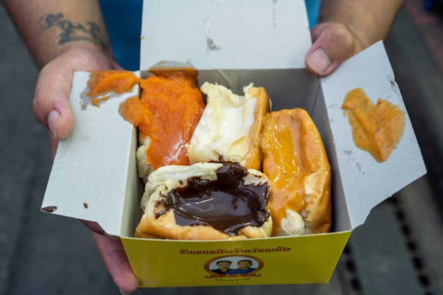Yaowarat Toasted Buns