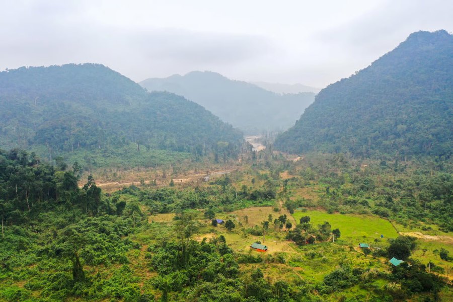 Il villaggio di Ban Doong tra le montagne