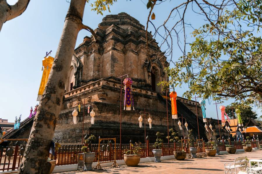 L'antico tempio Wat Chedi Luang nel centro della città