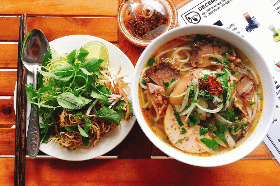 Bun bo Hue cucina Vietnamita