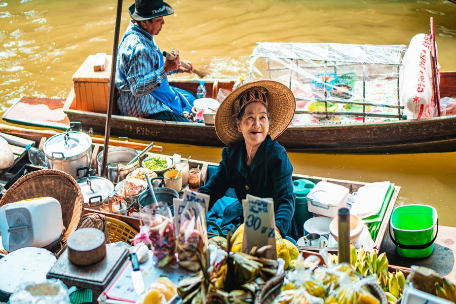 damnoen saduark mercato galleggiante thailandia