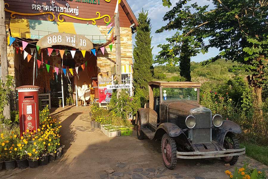 Un mercato da favola a Khao Yai