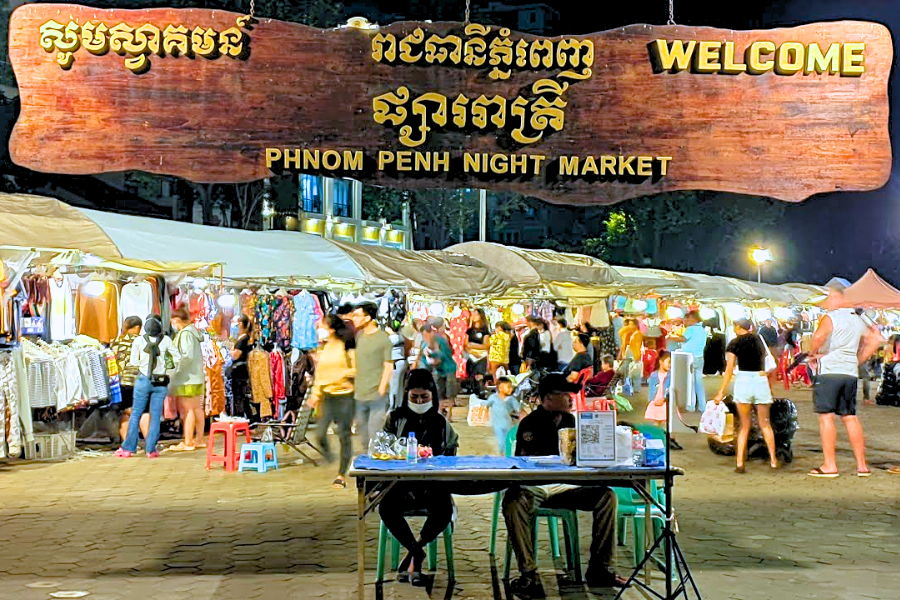 Esplora il Mercato notturno a Phnom Penh: Consigli di viaggio