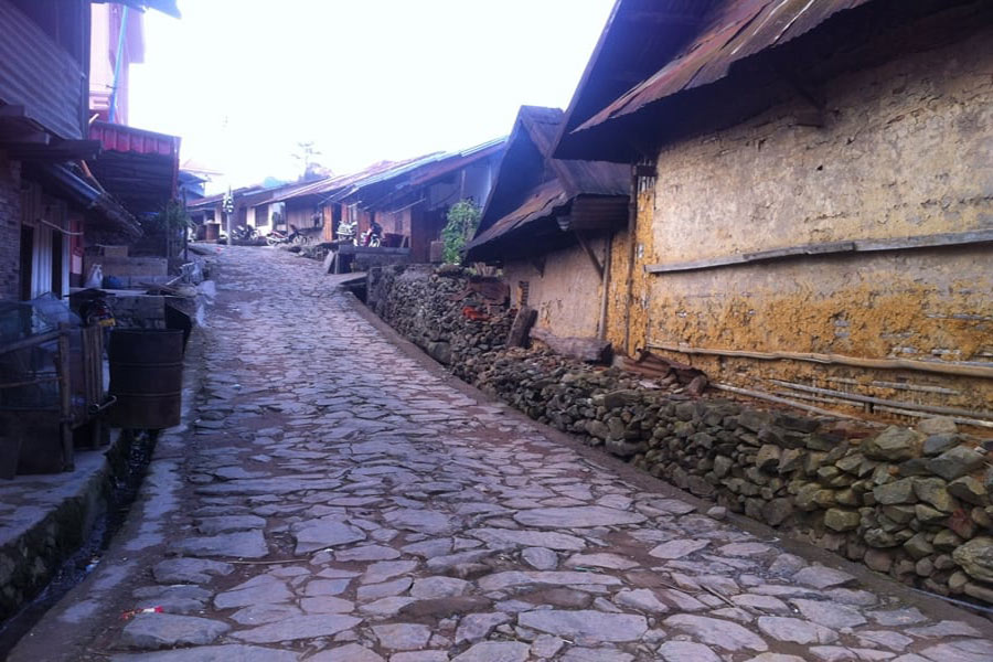 Come muoversi a Phongsaly