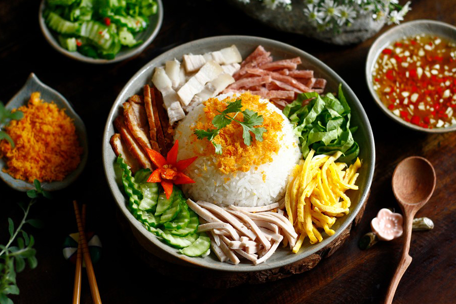 Food tour Hue