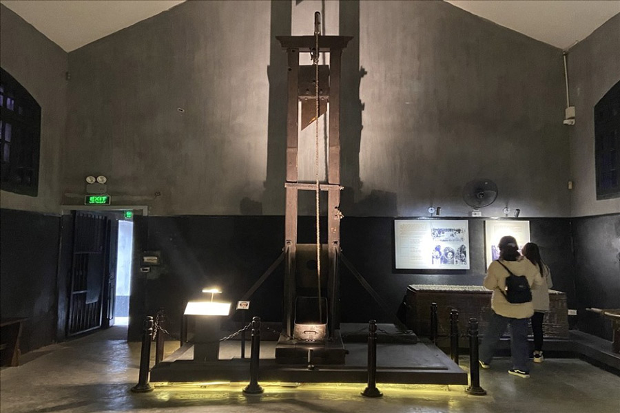 ghigliottina di prigione di Hoa Lo