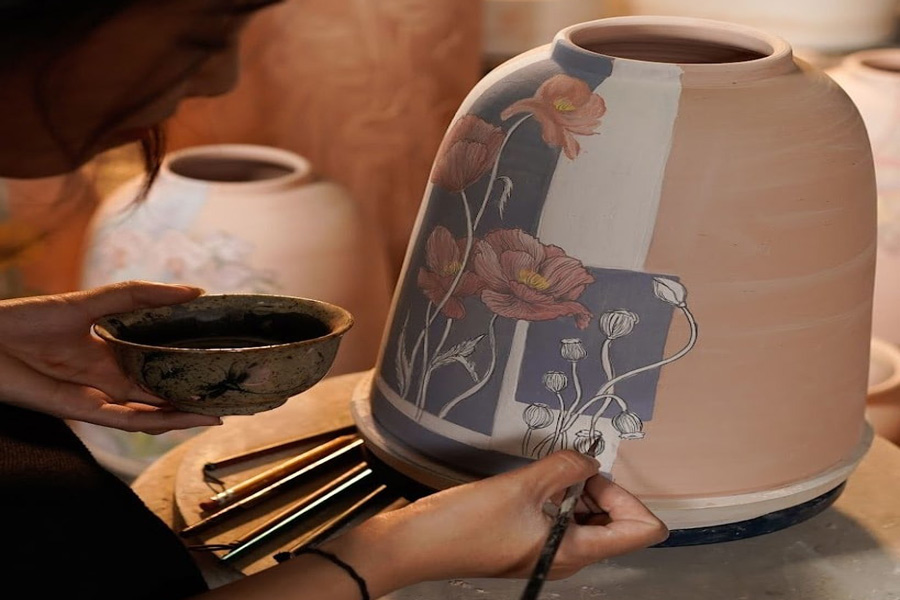 Come raggiungere il villaggio ceramico di Bat Trang per un'esperienza di ceramica artigianale