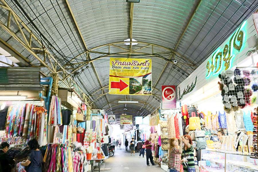 Acquistate souvenir autentici