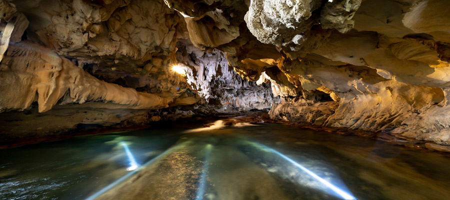 La grotta di Kong Lor, Laos