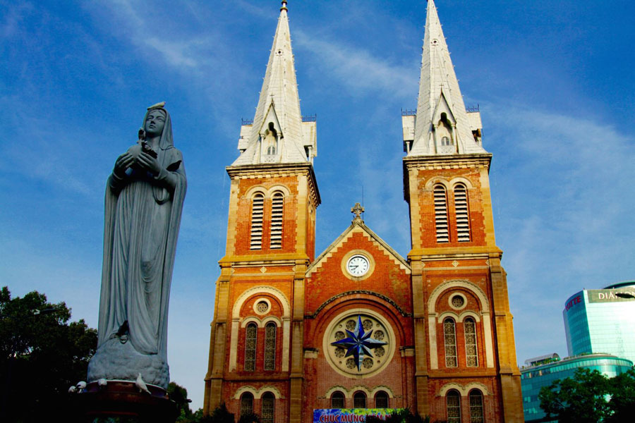 Basilica cattedrale di Notre-Dame a Ho Chi Minh