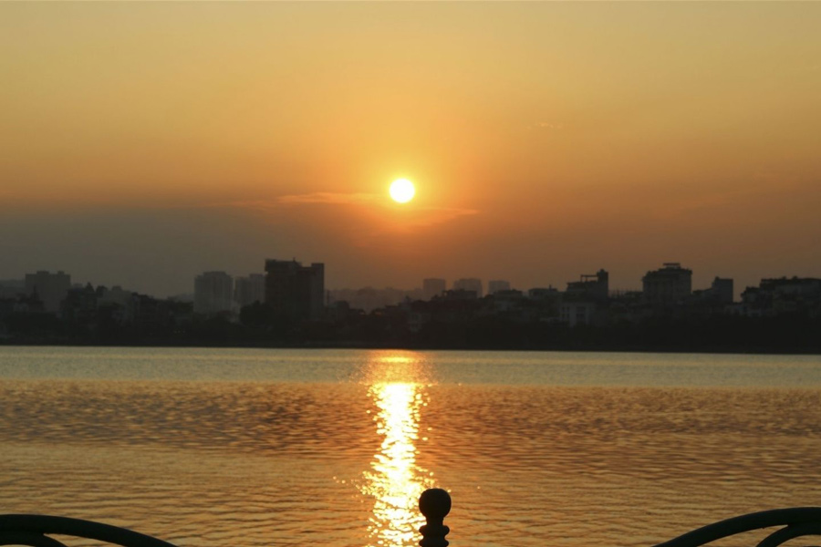 Tramonto sul Lago dell'Ovest