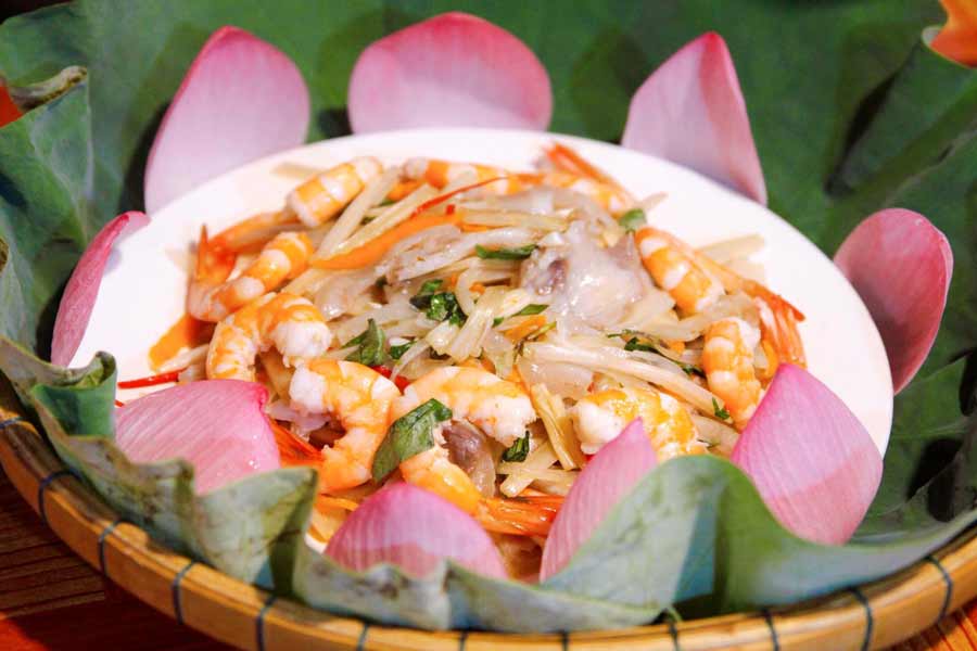 Il piatto insalata di loto di Dong Thap