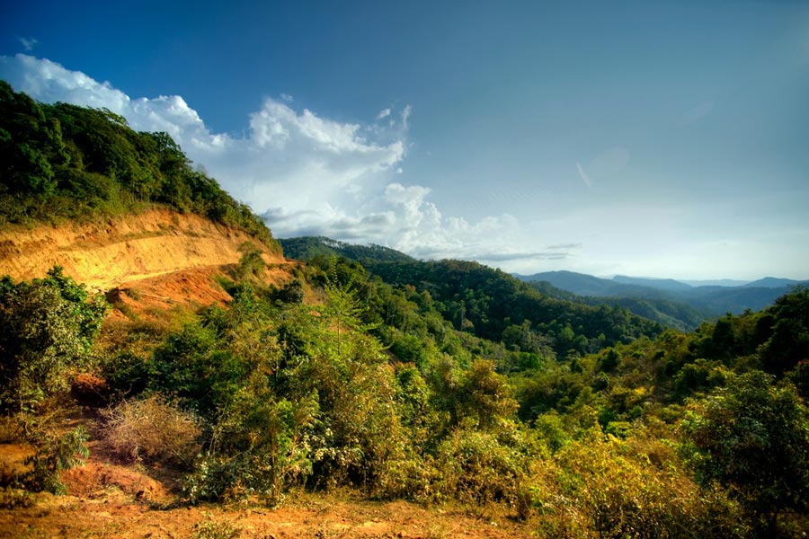 Area di conservazione di Dong Ampham è un paradiso di straordinaria bellezza naturale e biodiversità
