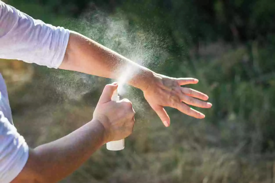 Usare spesso repellenti per insetti