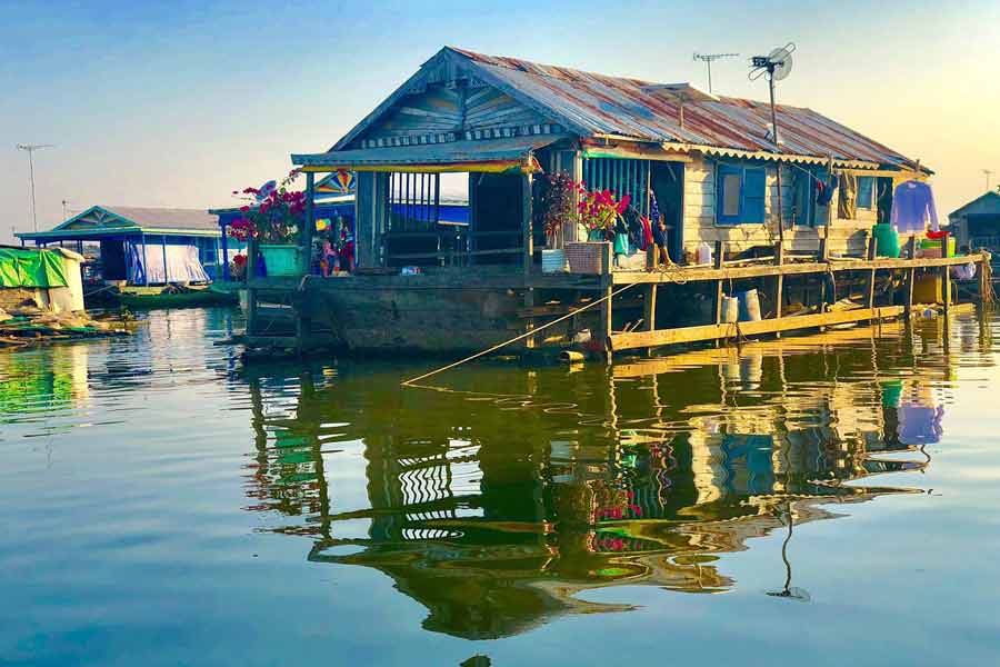 Il villaggio galleggiante Kompong del Pursat