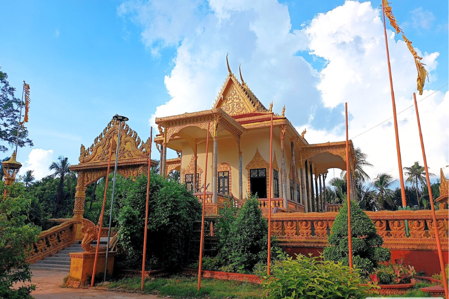 Kratie in 48 Ore: Visita al Fiume Mekong e Cultura Locale