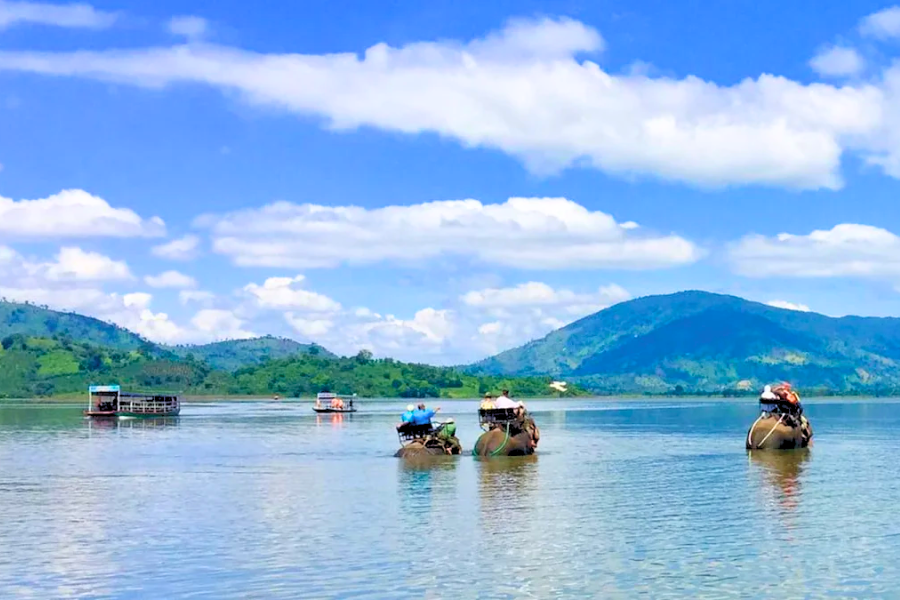 Lago di Lak - Attrazione in Vietnam