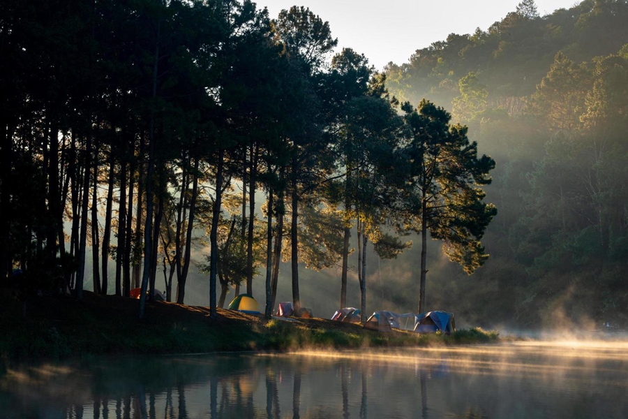Lago di Pang Ung