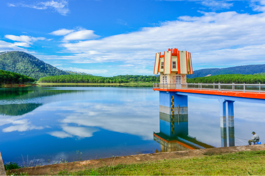 Lago Tuyen Lam - Attrazione in Lam Dong