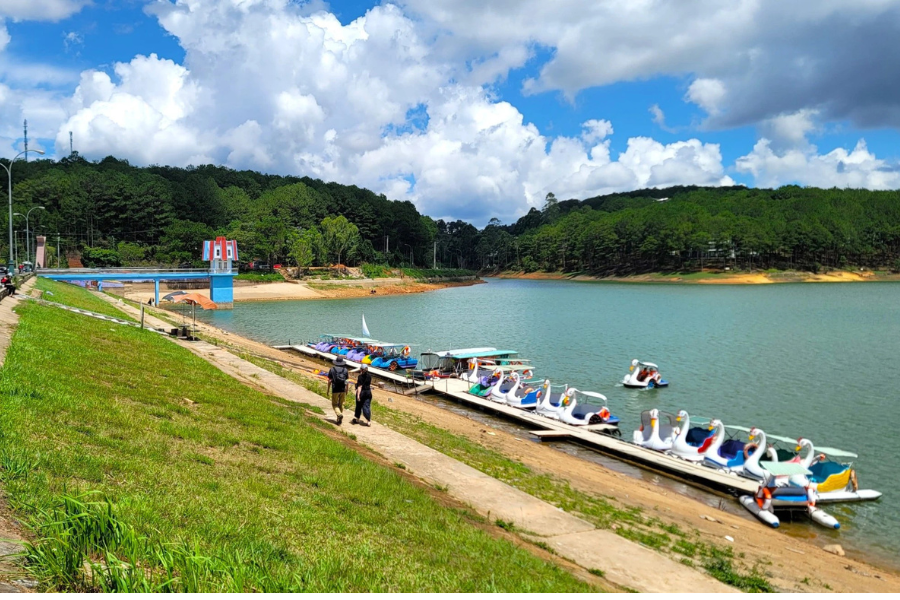 Lago Tuyen Lam - Attrazione in Lam Dong