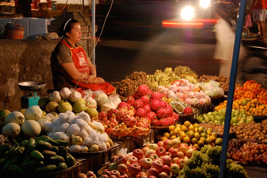 Paradiso del cibo del mercato notturno di Luang Prabang
