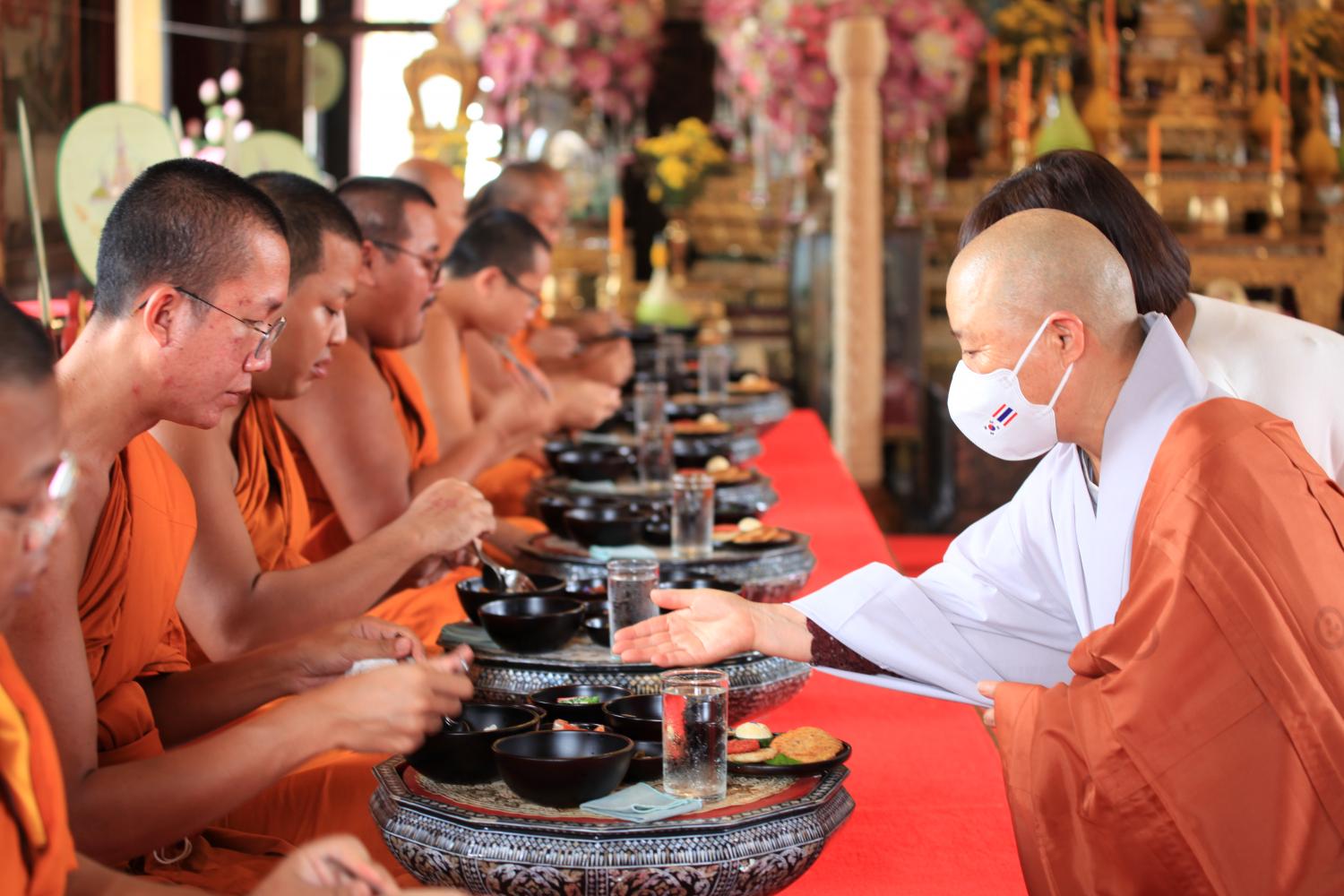 La lunga storia della cucina vegetariana thailandese
