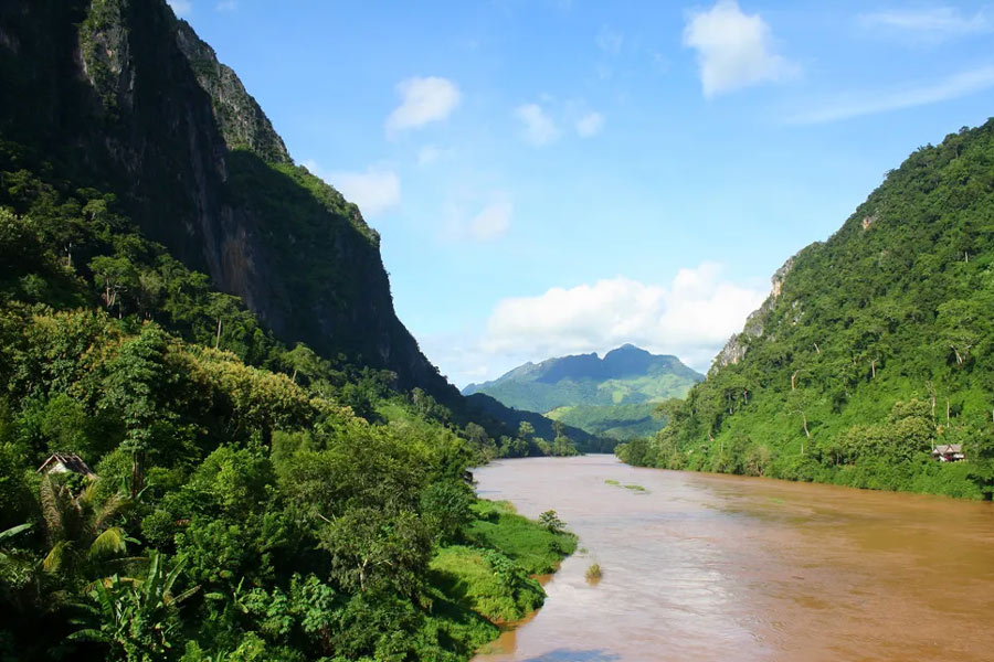 Panoramica del fiume di Nam Ou