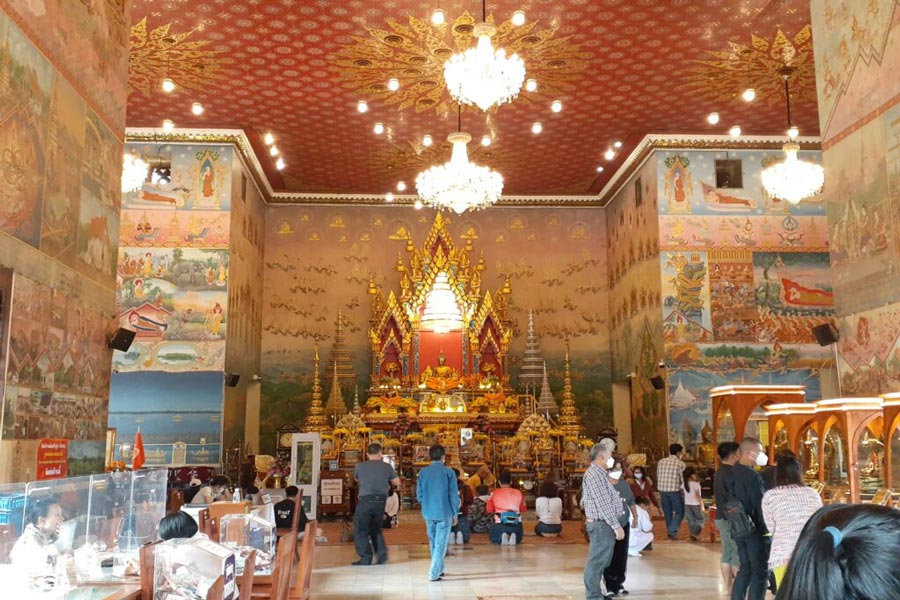 Partecipate alle cerimonie buddiste