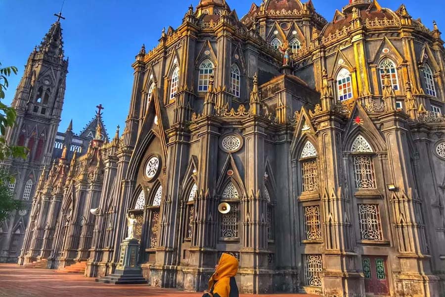 Esplorare la bellezza della chiesa di Hung Nghia
