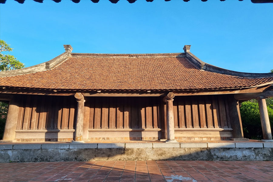 Ammirare la pagoda di Keo