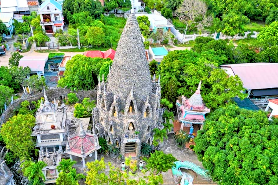 Pagoda Tu Van - Attrazione in Khanh Hoa