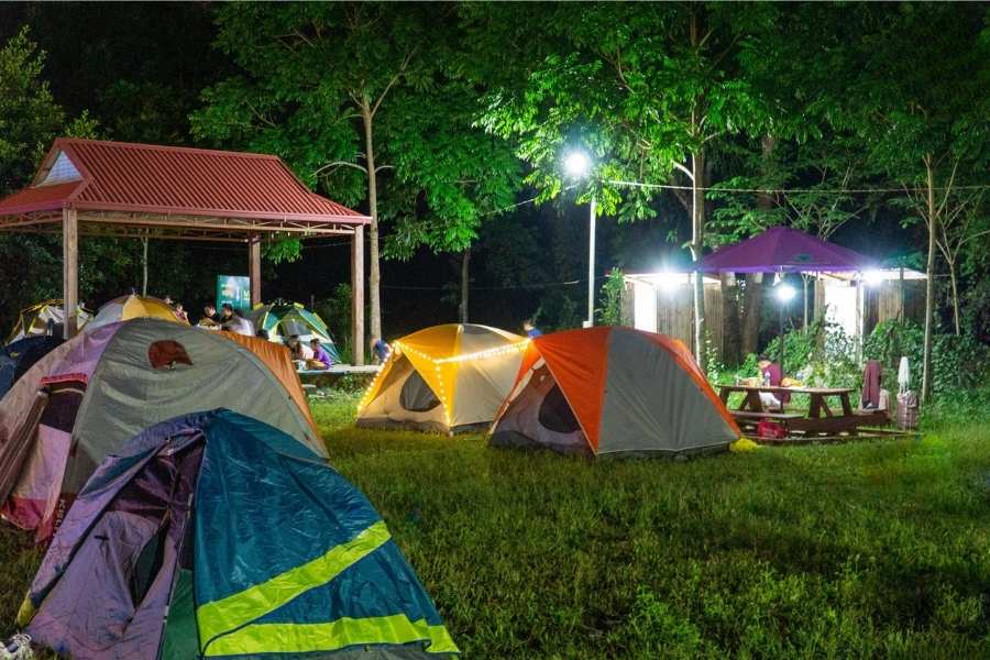 Campeggio immerso nella natura del parco nazionale di Nam Cat Tien