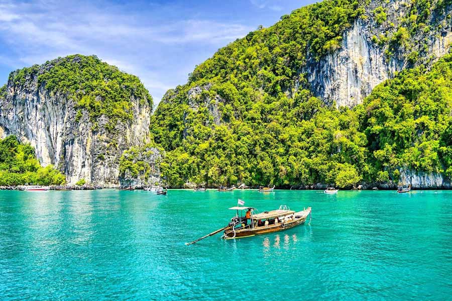 Phuket – Il Centro Turistico Balneare più Grande della Thailandia
