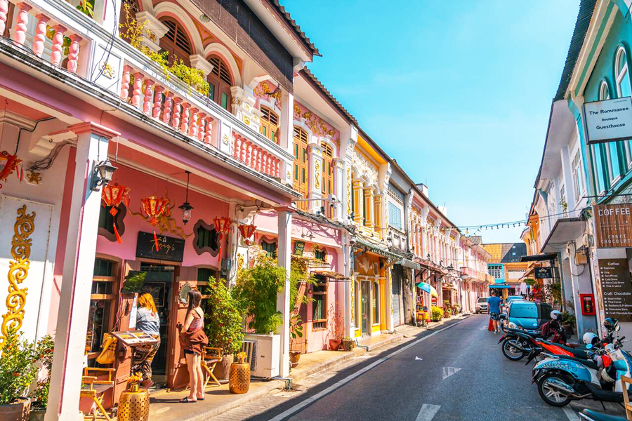 La colorata Città Vecchia di Phuket