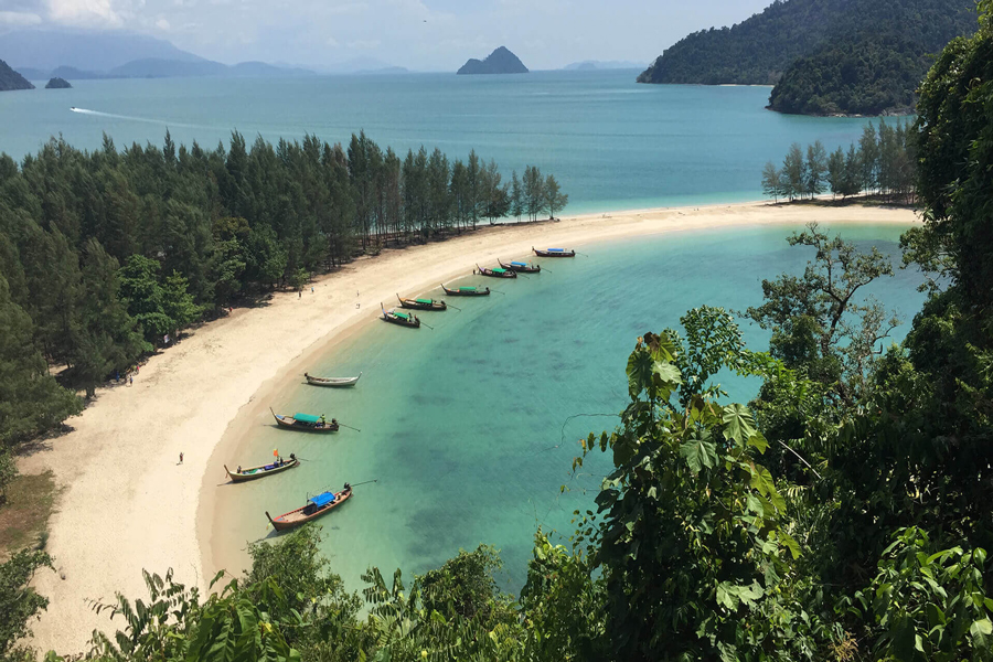 L'isola di Ko Kam Tok nella Ranong province