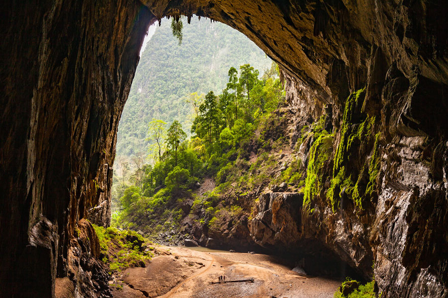 Esplorare la grotta di Son Doong