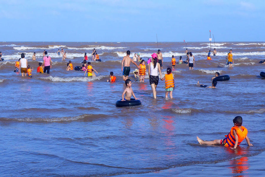 Viaggiare la spiaggia di Con Vanh