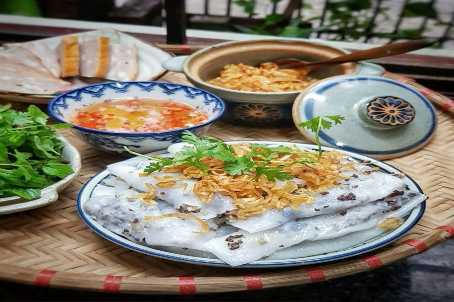 street food ad hanoi banh cuon