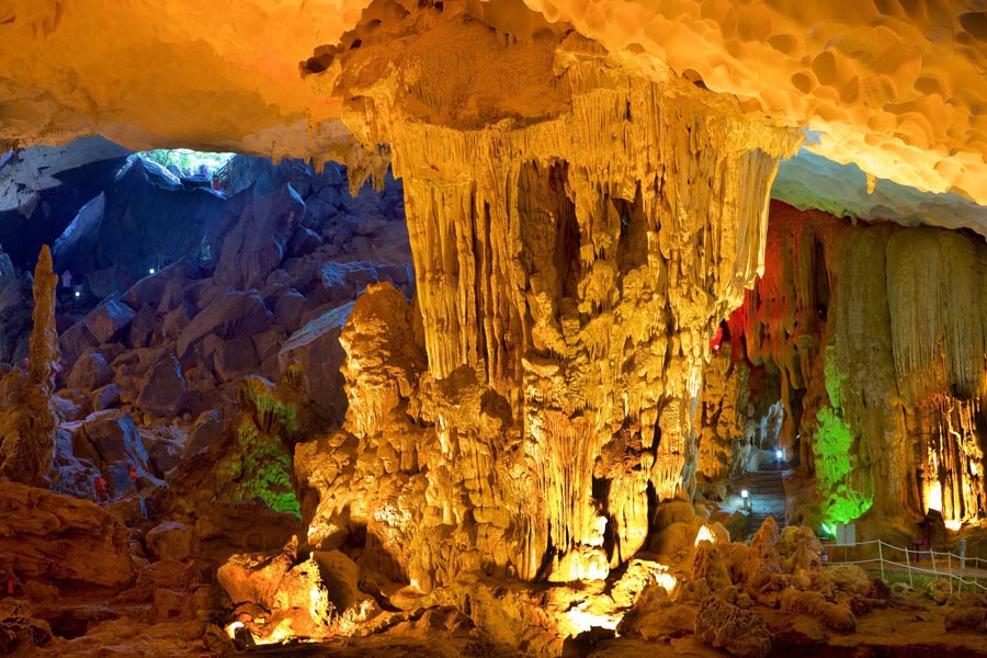 Grotta di Sung Sot 
