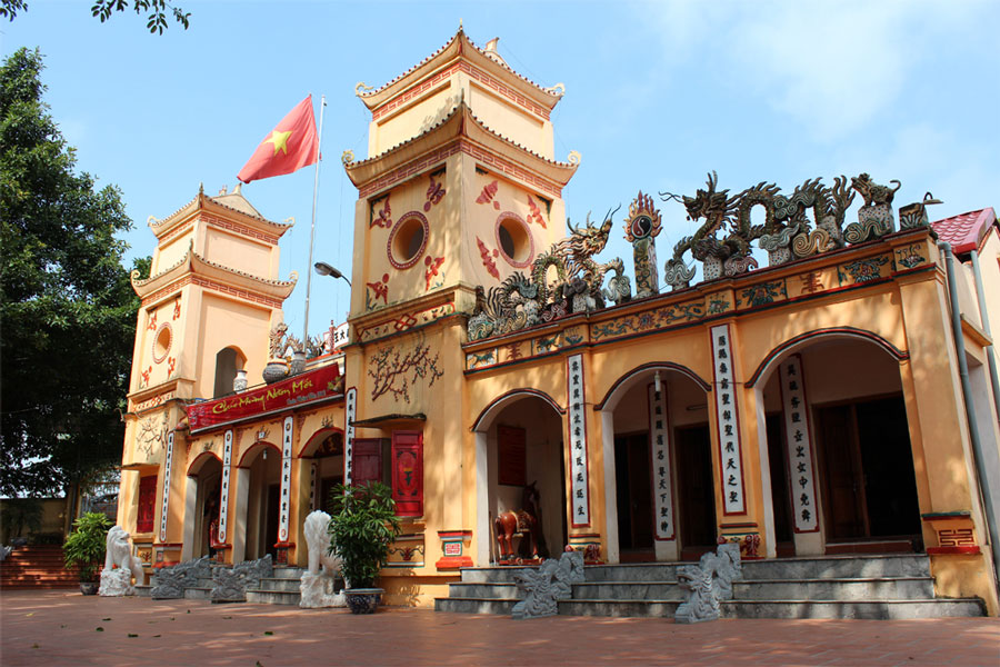 Esplorare il tempio di Ky Cung