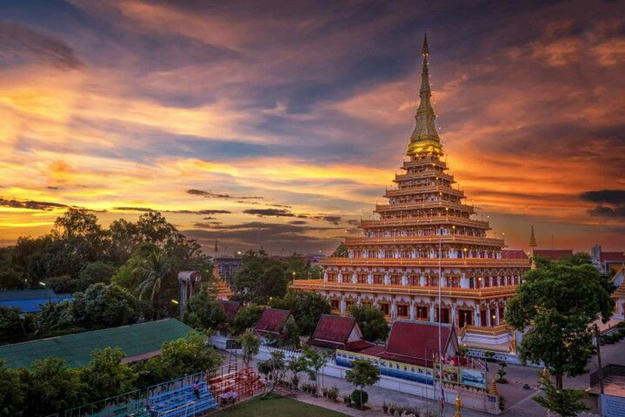 il tempio d'oro Wat Nong Wang