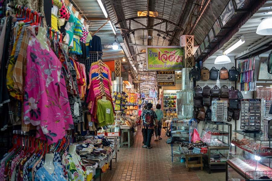 Come arrivare al mercato di Tha Sadet