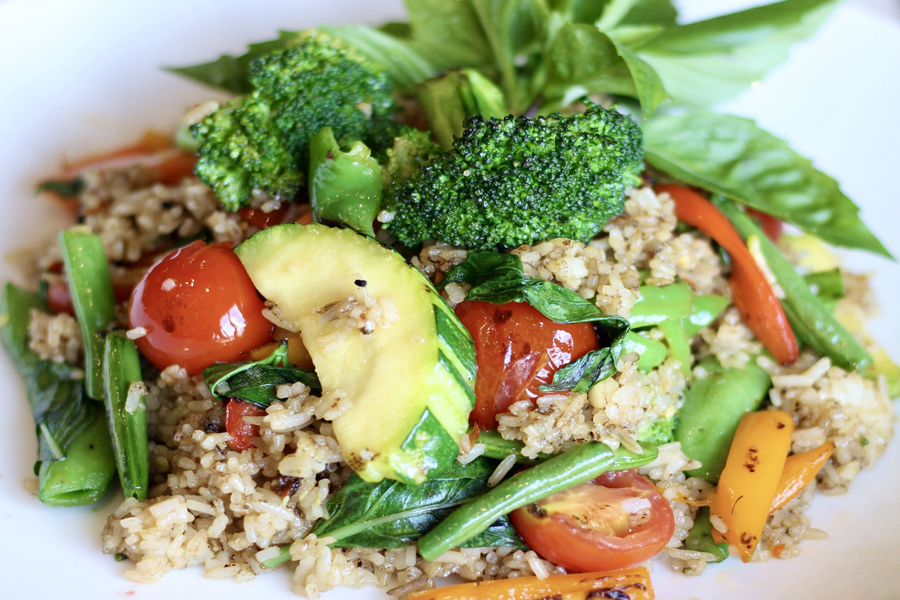 Benefici salutari del piatto vegetariano Thailandese