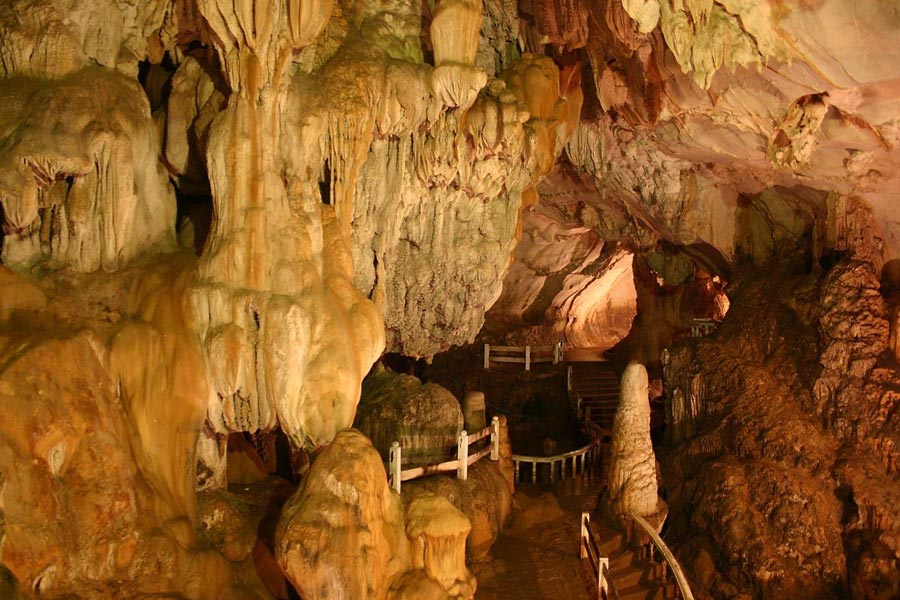 Durata ideale e cosa vedere a Vang Vieng