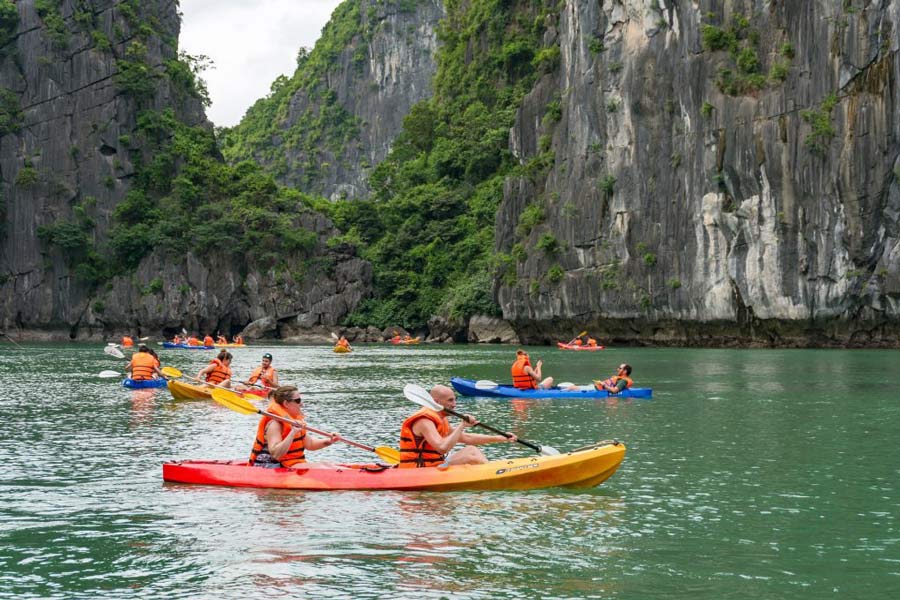 Un'esperienza in Kayak a Tuan Chau