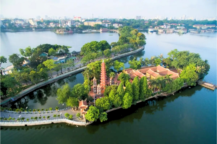 Viaggio Spirituale: Scopri la Bellezza Mistica e Serena del Vietnam del Nord
