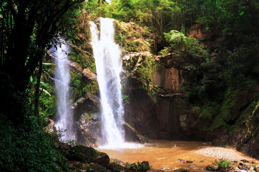 Viaggio in Thailandia del Nord: Itinerario di 10 Giorni in 2025
