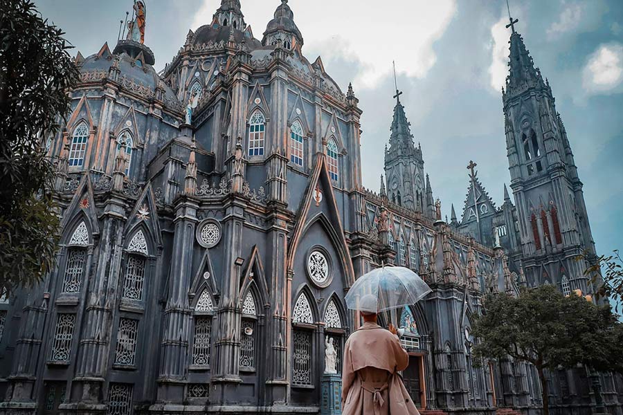 Come muoversi alla chiesa di Hung Nghia