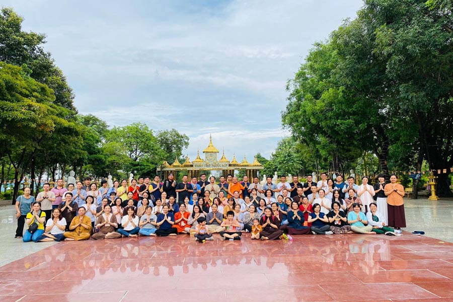 Vipassana in Cambogia: Meditazione e Guarigione Interiore